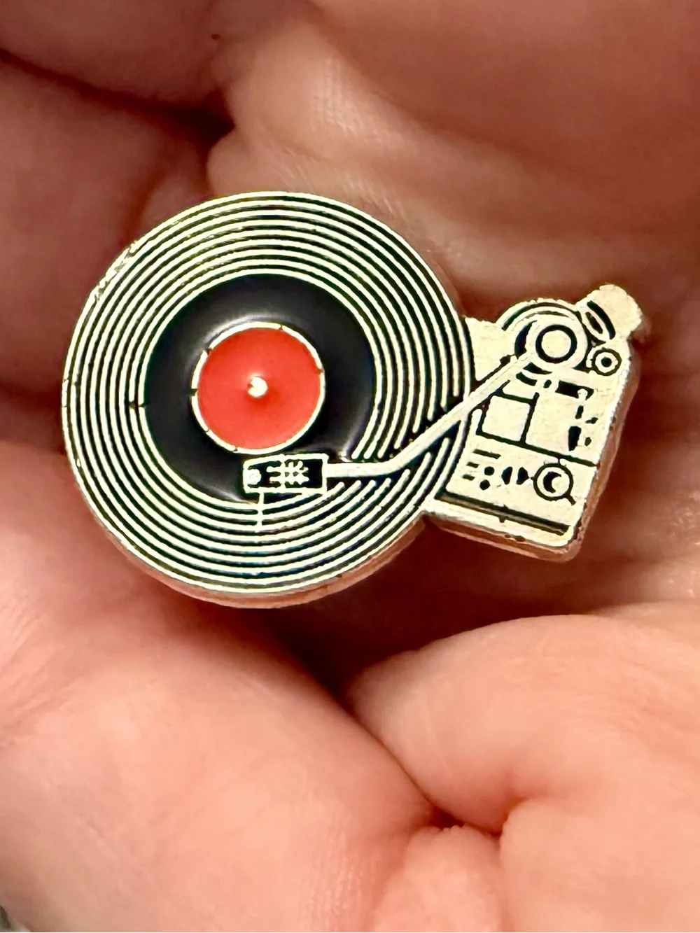 NEW Retro Design Small Silvertone Record Player Lapel Pin Pinback Collectible